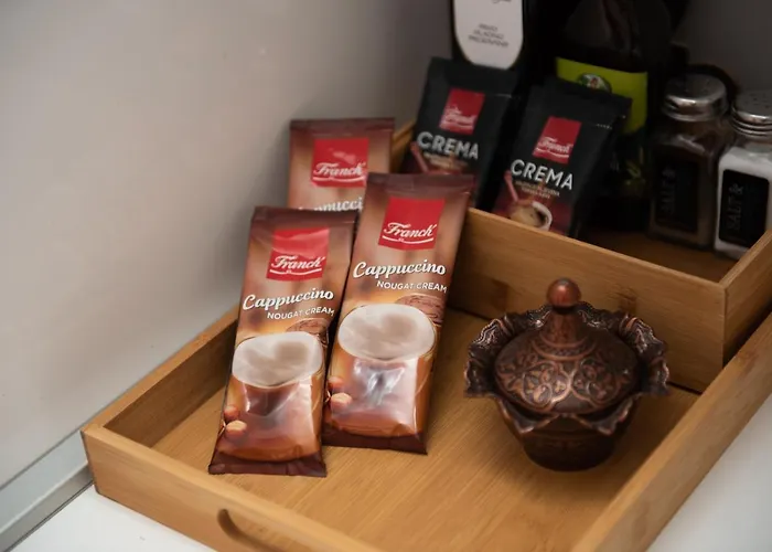 아파트 Bright & Spacious In Main Zone *