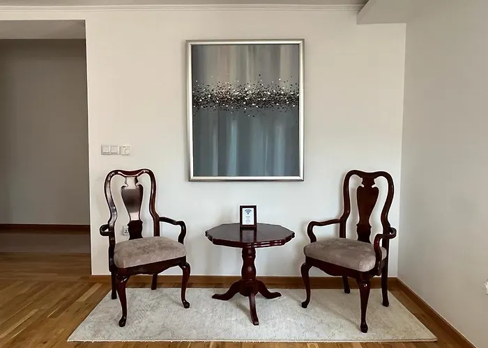 Bright & Spacious In Main Zone 아파트 사라예보